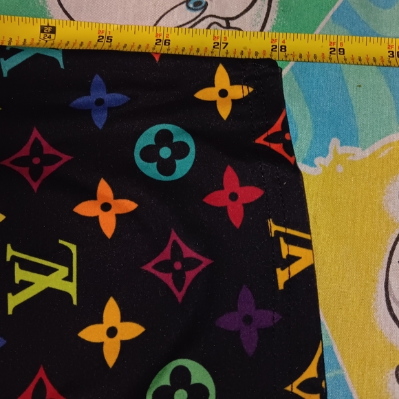 Amelia Rose YSL Tall & Curvy All Over Print Leggings All Over Print - Picture 5 of 5